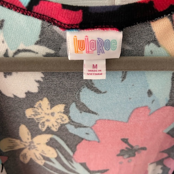 Lula Roe Cardigan Lightweight Floral Sweater in Perfect condition, versatile - Picture 2 of 5